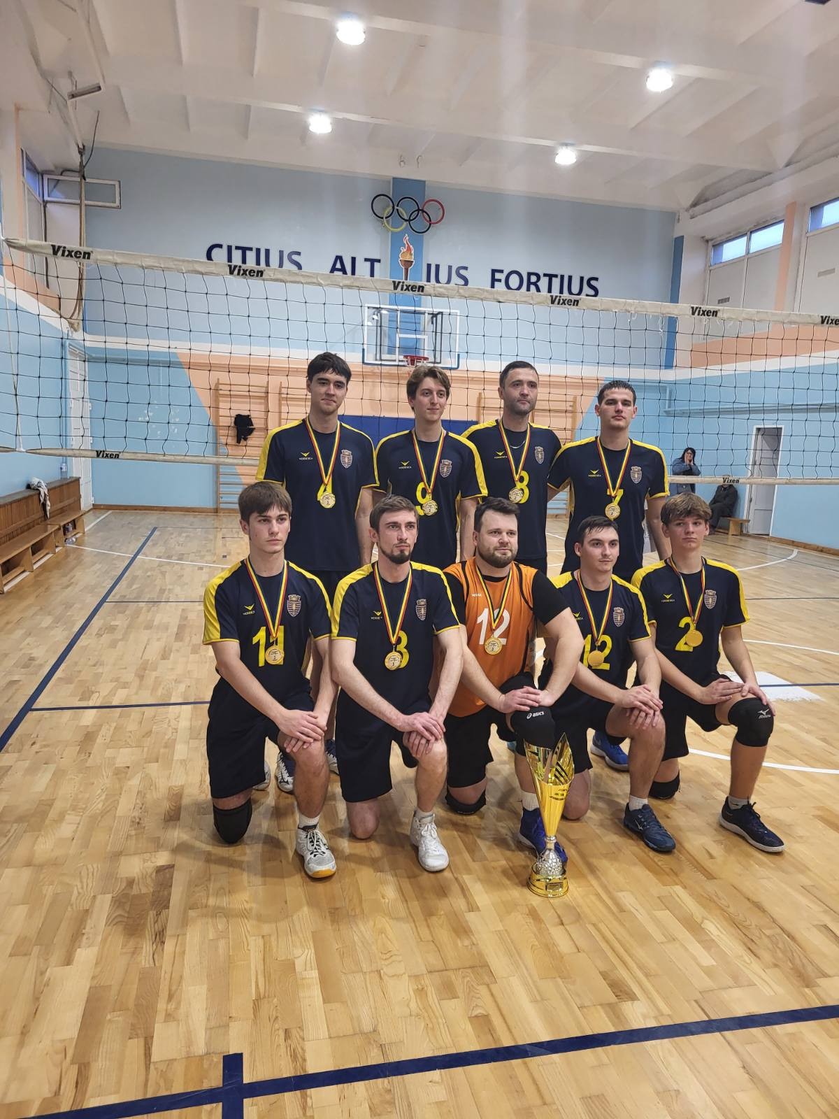 IALOVENI DIN NOU LA ÎNĂLȚIME!