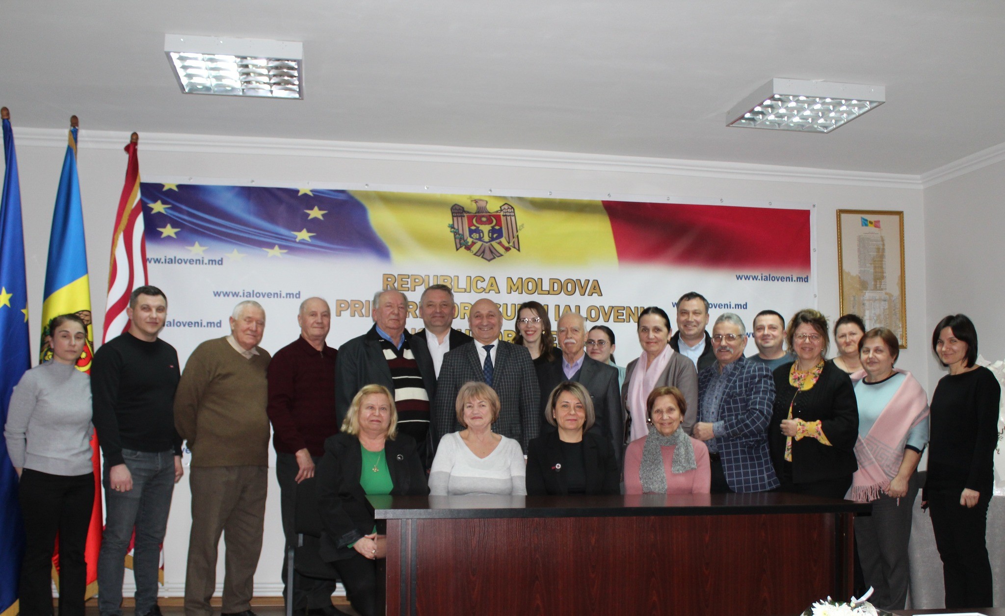 CU PRILEJUL  ZILEI  AUTONOMIEI  LOCALE