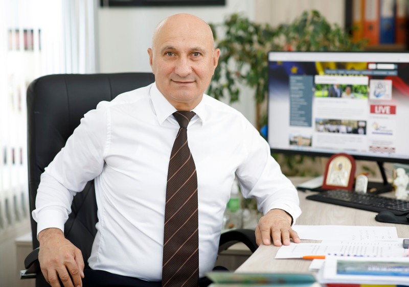 Stimați locuitori ai orașului Ialoveni,