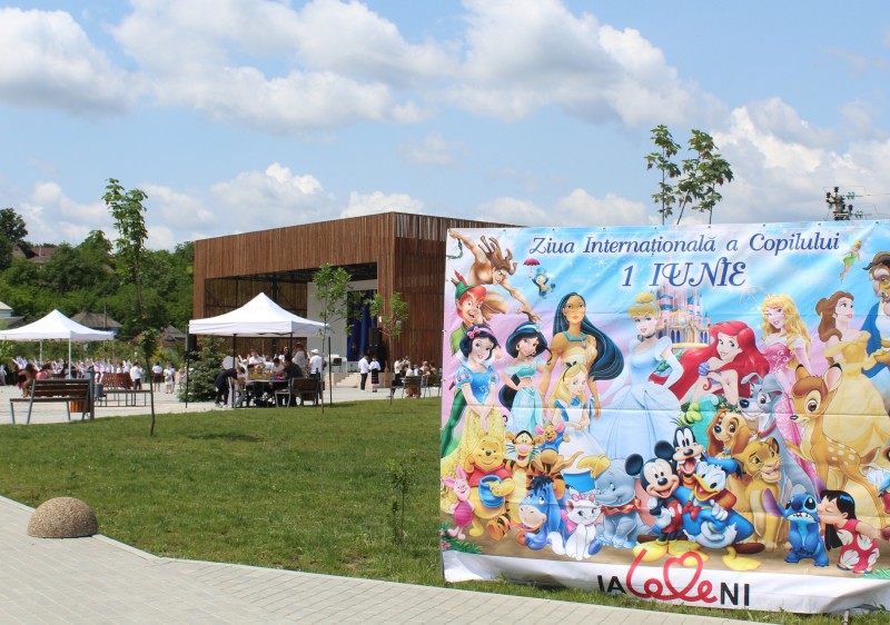 SĂ SĂRBĂTORIM COPILĂRIA ÎMPREUNĂ