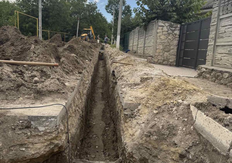 Lucrări de extindere a rețelei de canalizare pe str. Mihai Viteazu