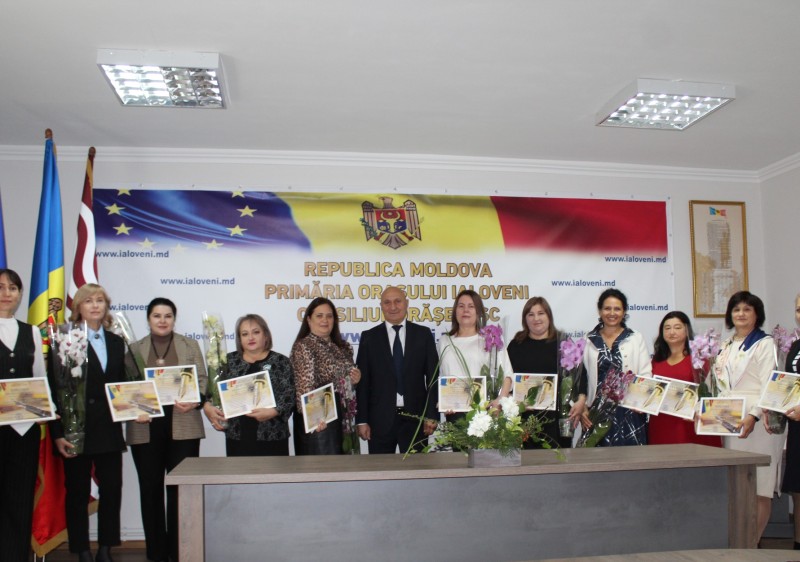 Ziua Mondială a Educației și Ziua profesională a lucrătorului din învățământ la Ialoveni