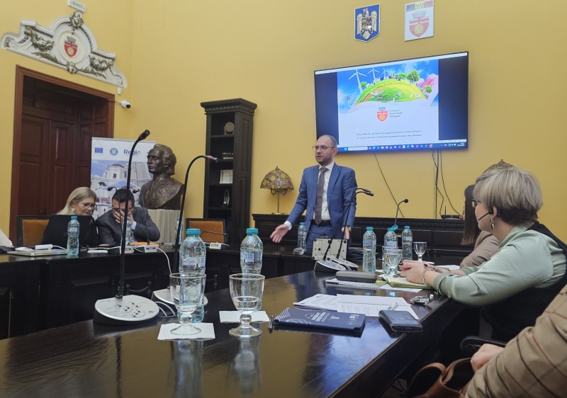 𝐂𝐨𝐨𝐩𝐞𝐫𝐚𝐫𝐞 𝐩𝐞𝐧𝐭𝐫𝐮 𝐮𝐧 𝐯𝐢𝐢𝐭𝐨𝐫 𝐯𝐞𝐫𝐝𝐞: 𝐯𝐢𝐳𝐢𝐭𝐚̆ 𝐝𝐞 𝐥𝐮𝐜𝐫𝐮 𝐥𝐚 𝐁𝐨𝐭𝐨𝐬̦𝐚𝐧𝐢