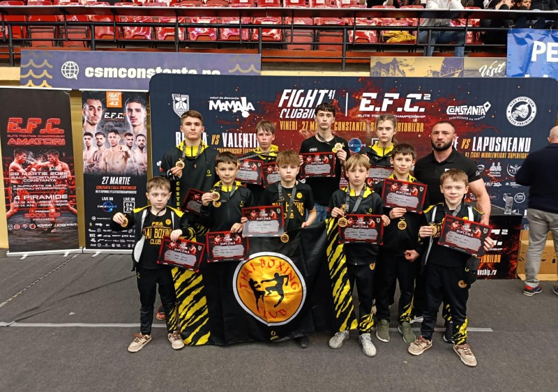 Primăria orașului Ialoveni adresează sincere felicitări sportivilor clubului Thai Boxing Ialoveni
