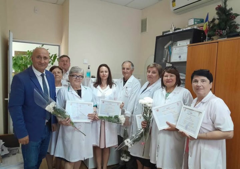 OAMENII CARE DĂRUIESC SĂNĂTATE, GRIJĂ ȘI SPERANȚĂ