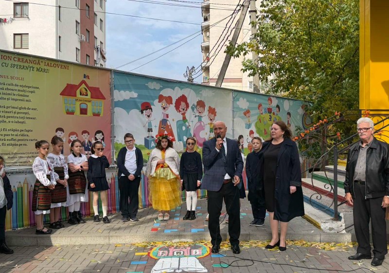 Târgul de caritate „În Împărăția Toamnei” – o sărbătoare a generozității și solidarității la Școala Primară „Ion Creangă”
